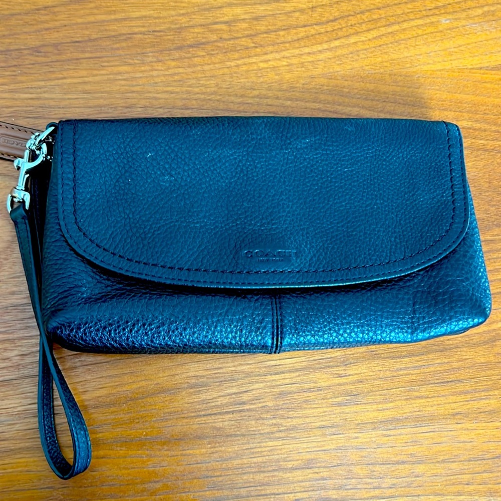 Coach Pebble Leather Wristlet Purse with flap